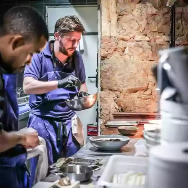 L’Histoire du Cabanon - Un Petit Cabanon Bouillon - Restaurant Marseille - restaurant De marché Marseille